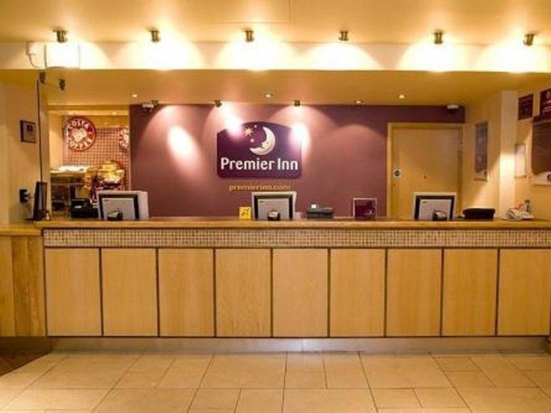 Premier Inn London Hammersmith Екстер'єр фото