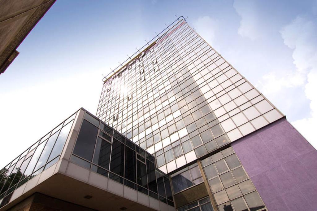 Premier Inn London Hammersmith Екстер'єр фото