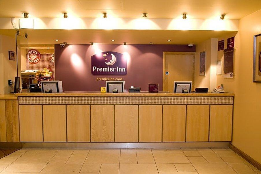 Premier Inn London Hammersmith Екстер'єр фото