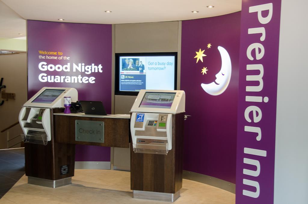 Premier Inn London Hammersmith Екстер'єр фото